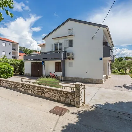 Апартаменты In Mit Eigenem Balkon - B59539 *